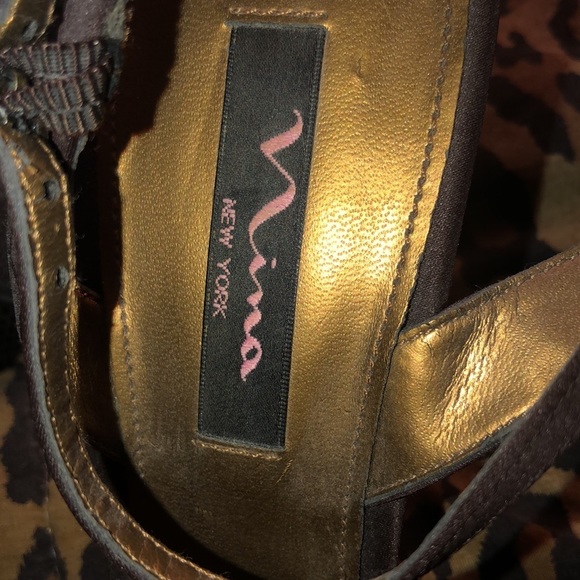 Nina New York  size 10 gold & brown sequin open toe ankle strap heel - Picture 6 of 12